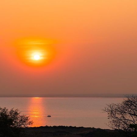 Musungwa Safari Lodge Shanjungu エクステリア 写真